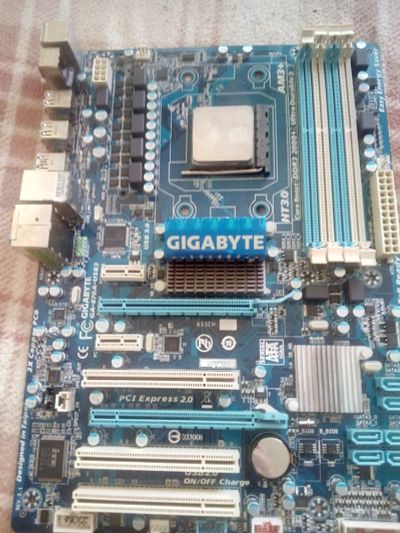 Лот: 24930264. Фото: 1. gigabyte ga-870a-usb3. Материнские платы