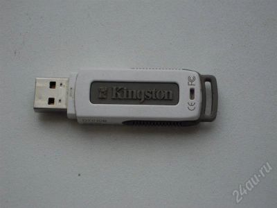 Лот: 555110. Фото: 1. флешка usb на 1 гиг. USB-флеш карты