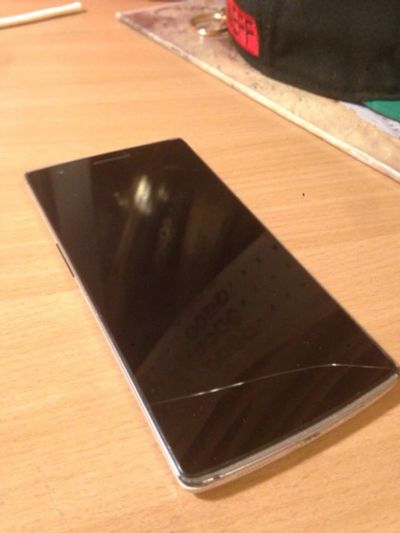Лот: 6765894. Фото: 1. OnePlus One 16gb. Смартфоны