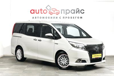 Лот: 19058630. Фото: 1. Toyota Esquire, I 1.8hyb CVT... Автомобили