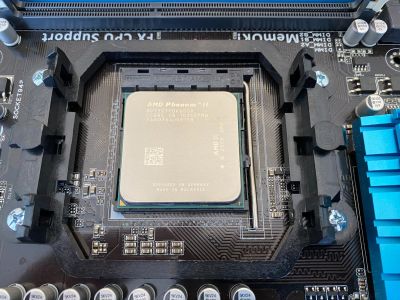 Лот: 17394178. Фото: 1. Процессор AMD Phenom ll X6 1055T... Процессоры