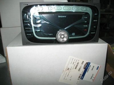 Лот: 2227400. Фото: 1. штатные магнитолы Ford C-Max и... Автомагнитолы