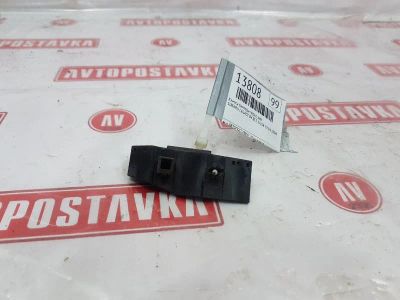 Лот: 20903789. Фото: 1. Клипса бампера Subaru Legacy B4... Кузов