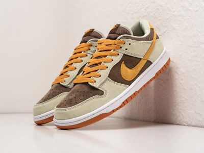 Лот: 24978348. Фото: 1. Кроссовки Nike SB Dunk Low. Кеды, кроссовки, слипоны