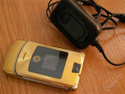 Лот: 431752. Фото: 1. MOTOROLA V3i. Кнопочные мобильные телефоны