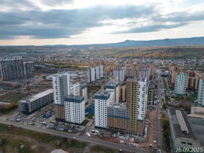 Лот: 25811585. Фото: 1. 2-комн. квартира , Красноярск... Квартиры, студии