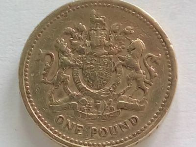 Лот: 19158456. Фото: 1. Монета Великобритании 1 фунт... Великобритания и острова