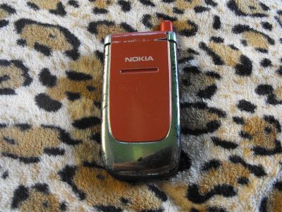 Лот: 1348255. Фото: 1. Nokia 6060 + зарядка. Кнопочные мобильные телефоны