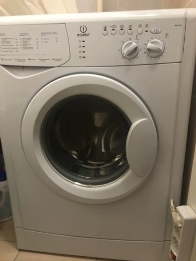 Лот: 14817471. Фото: 1. Стиральная машинка Indesit. Стиральные машины