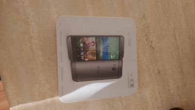 Лот: 6941987. Фото: 1. Htc one m8. Кнопочные мобильные телефоны