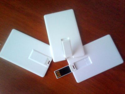 Лот: 7264297. Фото: 1. 8Gb USB флешка размером с кредитку. USB-флеш карты
