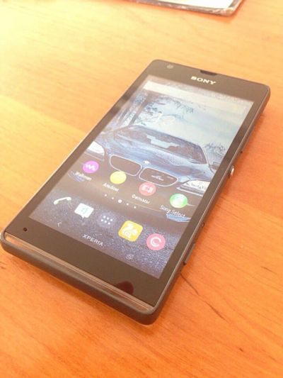 Лот: 5282556. Фото: 1. Sony xperia sp на гарантии. Смартфоны