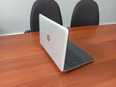 Лот: 16372315. Фото: 1. Ноутбук HP Pavilion AMD A4 8GB... Ноутбуки