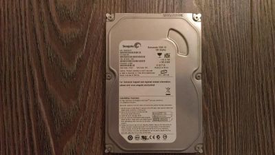 Лот: 3998683. Фото: 1. Винчестер Seagate Barracuda ST3160815A... Жёсткие диски