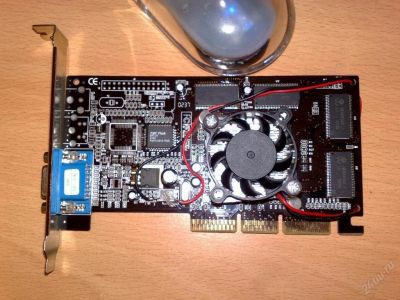 Лот: 59221. Фото: 1. Geforce 2 mx400 + охлаждение). Видеокарты