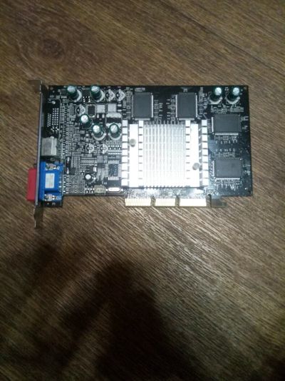 Лот: 11271565. Фото: 1. GeForce 440. Видеокарты