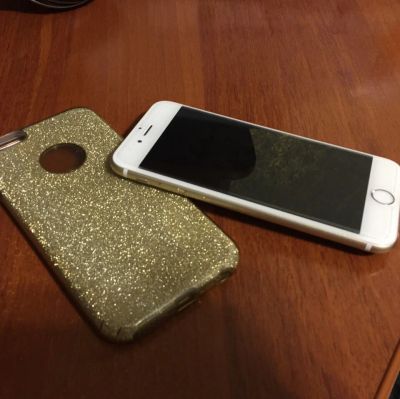 Лот: 11152526. Фото: 1. Iphone 6 Gold. Смартфоны