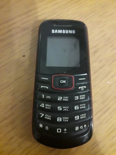 Лот: 14474602. Фото: 1. Сотовый телефон Samsung GT-E1080i... Кнопочные мобильные телефоны