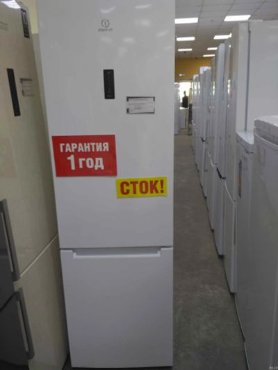 Лот: 13266922. Фото: 1. Холодильник indesit itf 120 w... Холодильники, морозильные камеры