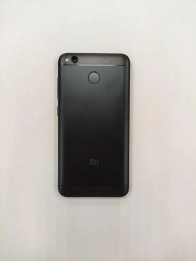 Лот: 14477931. Фото: 1. Xiaomi Redmi 4X 32Gb Black (Б... Смартфоны