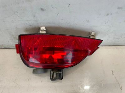 Лот: 22460342. Фото: 1. Фонарь противотуманный Nissan... Двигатель и элементы двигателя