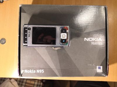 Лот: 16943190. Фото: 1. Nokia n95. Кнопочные мобильные телефоны