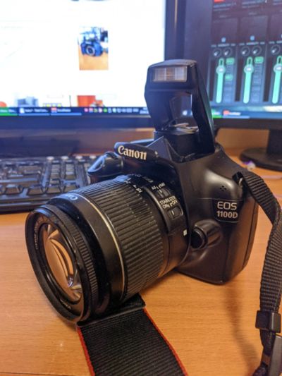 Лот: 16686470. Фото: 1. Canon 1100d. Цифровые зеркальные