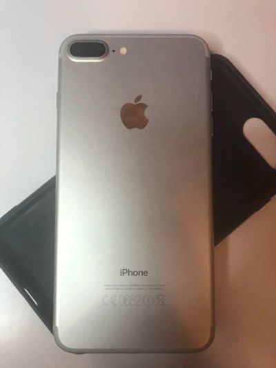 Лот: 17407703. Фото: 1. iPhone 7 Plus. Смартфоны