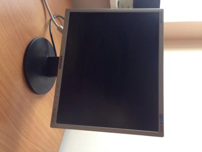 Лот: 5751621. Фото: 1. Продам монитор Samsung. ЖК-мониторы