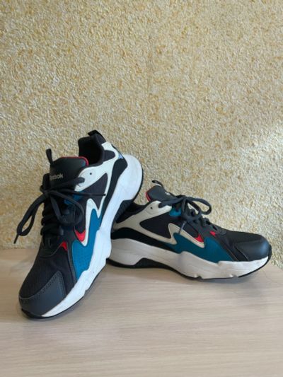 Лот: 17433950. Фото: 1. Кроссовки Reebok. Кеды, кроссовки, слипоны