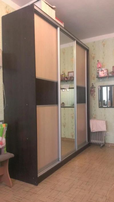 Лот: 4689085. Фото: 1. Шкаф-купе 3-х створчатый КМК мебель. Шкафы, шкафы-купе