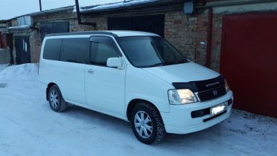 Лот: 2622820. Фото: 1. продам honda Stepwagn 2001. Автомобили