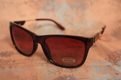 Лот: 3998738. Фото: 1. Солнцезащитные очки GUCCI. Модель... Очки солнцезащитные
