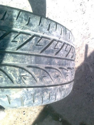 Лот: 4384178. Фото: 1. Резина, шины 235/40R18. Шины