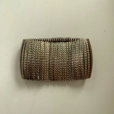 Лот: 16283972. Фото: 1. Стильный объёмный браслет Mango. Браслеты