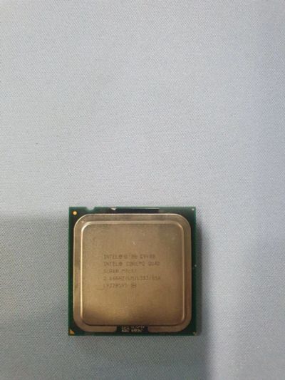 Лот: 21184120. Фото: 1. Процессор Intel Core 2 Quad Q9400... Процессоры