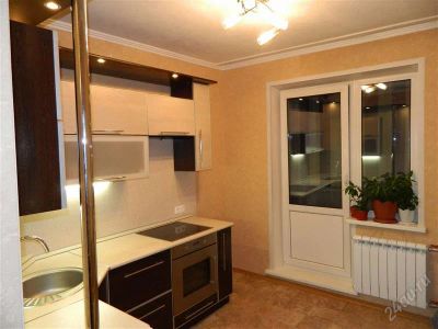Лот: 2743441. Фото: 1. Продам 2х-комн на 9 Мая д.73. Квартиры, студии