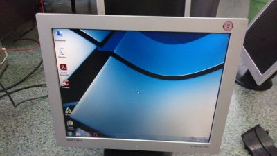 Лот: 12593360. Фото: 1. Монитор Samsung SyncMaster 152V... ЖК-мониторы