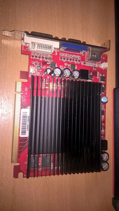 Лот: 15209796. Фото: 1. Palit GeForce 9400GT 512Mb PCI-E... Видеокарты