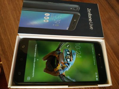 Лот: 15110444. Фото: 1. смартфон ASUS Zenfone Live. Смартфоны
