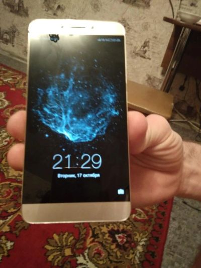 Лот: 10561390. Фото: 1. LeEco S3 4Gb 32gb. Смартфоны