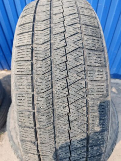 Лот: 25071107. Фото: 1. 205/60 R16 Bridgestone Blizzak... Шины