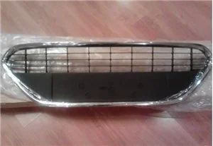 Лот: 3720141. Фото: 1. Решетка в бампер ford focus 2... Кузов