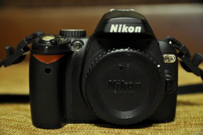 Лот: 12814353. Фото: 1. Nikon d60 пробег - 13k. Цифровые зеркальные