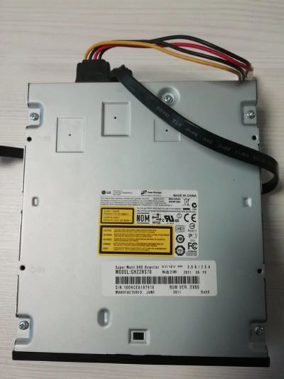 Лот: 16949098. Фото: 1. Отдам новый DVD привод для компьютера. Приводы CD, DVD, BR, FDD
