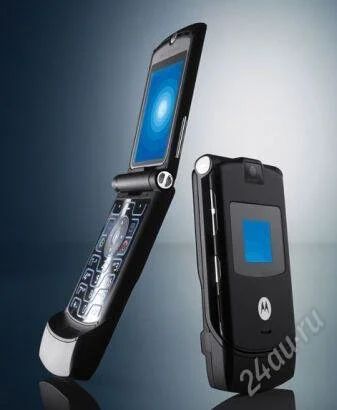 Лот: 1259306. Фото: 1. Motorola V3. Кнопочные мобильные телефоны