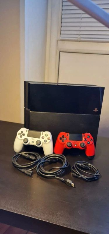 Лот: 17308590. Фото: 1. Sony Playstation 4 PS4 Fat 500гб... Игровые приставки, консоли