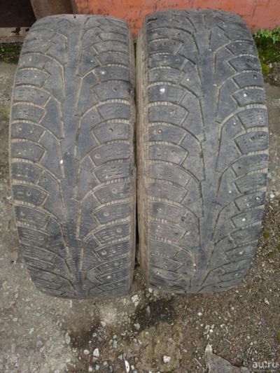 Лот: 10369038. Фото: 1. Продам 2 шины зима nokian hakkapeliitta... Шины