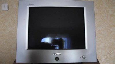Лот: 1724995. Фото: 1. монитор sony trinitron hmd-a220. ЭЛТ-мониторы