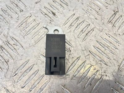 Лот: 25628581. Фото: 1. конденсатор toyota corolla ZZE150L. Двигатель и элементы двигателя